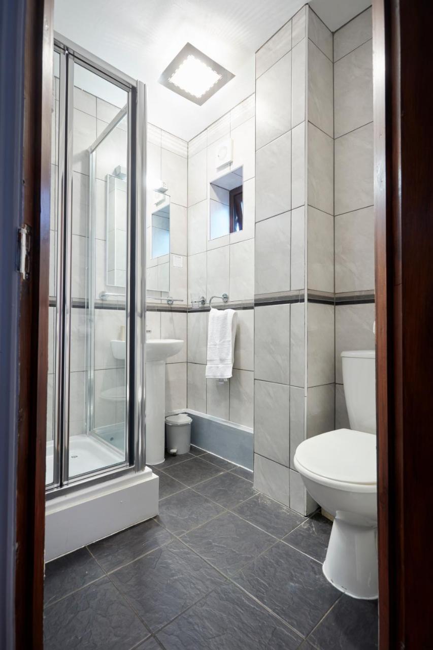 Conifers Guest House Oxford Bagian luar foto